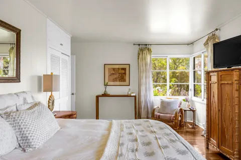 $2,250,000 | 1530 A Kamehameiki Road, Kula, HI 96790