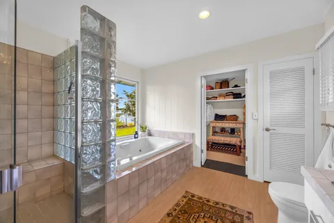 $2,250,000 | 1530 A Kamehameiki Road, Kula, HI 96790