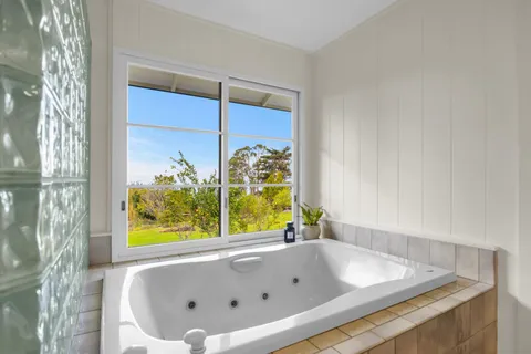 $2,250,000 | 1530 A Kamehameiki Road, Kula, HI 96790