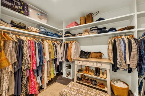 $2,250,000 | 1530 A Kamehameiki Road, Kula, HI 96790