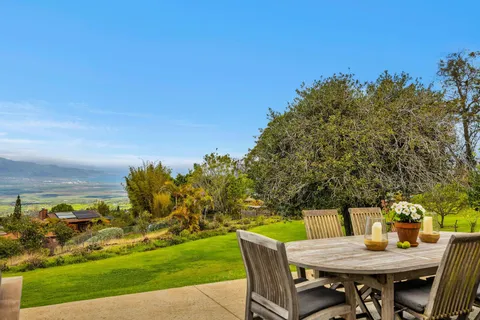 $2,250,000 | 1530 A Kamehameiki Road, Kula, HI 96790