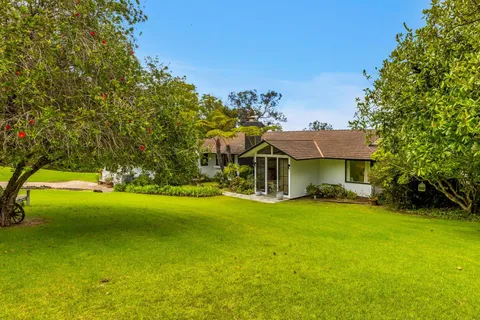 $2,250,000 | 1530 A Kamehameiki Road, Kula, HI 96790