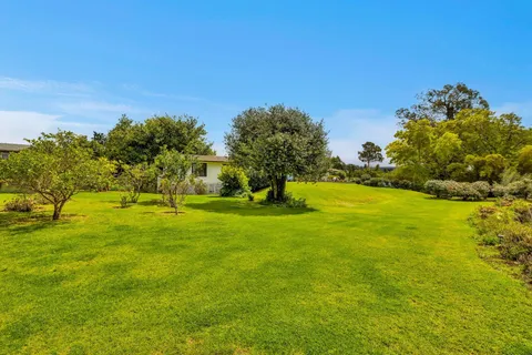 $2,250,000 | 1530 A Kamehameiki Road, Kula, HI 96790