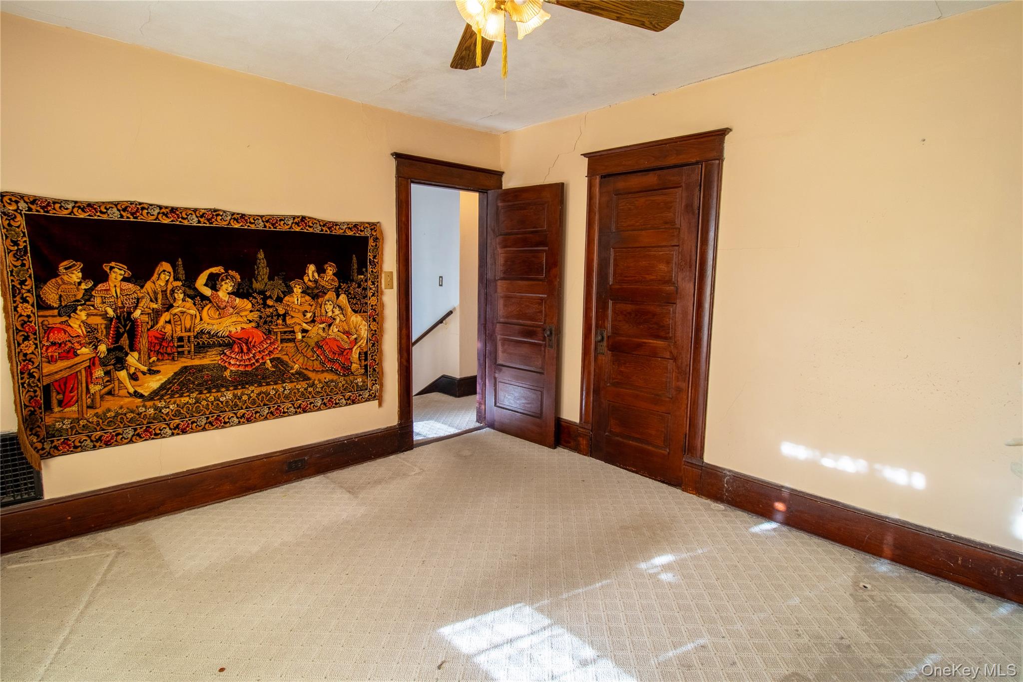 409 Baker Street Poughkeepsie, NY 12603 - Photo 4 of 23