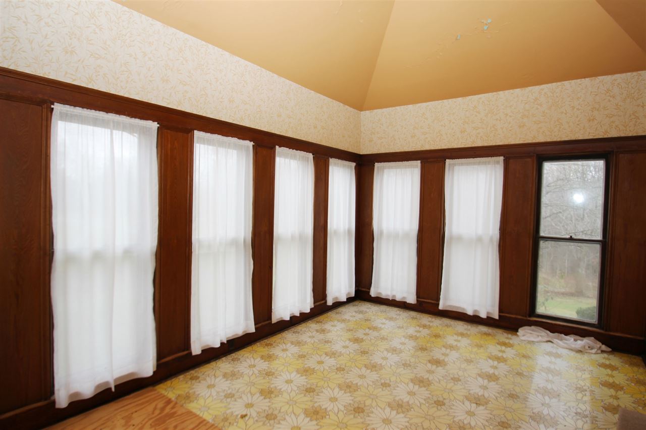 548 East Baumbauer Road Wabash, IN 46992 - Photo 13 of 28 Gallery Image 13