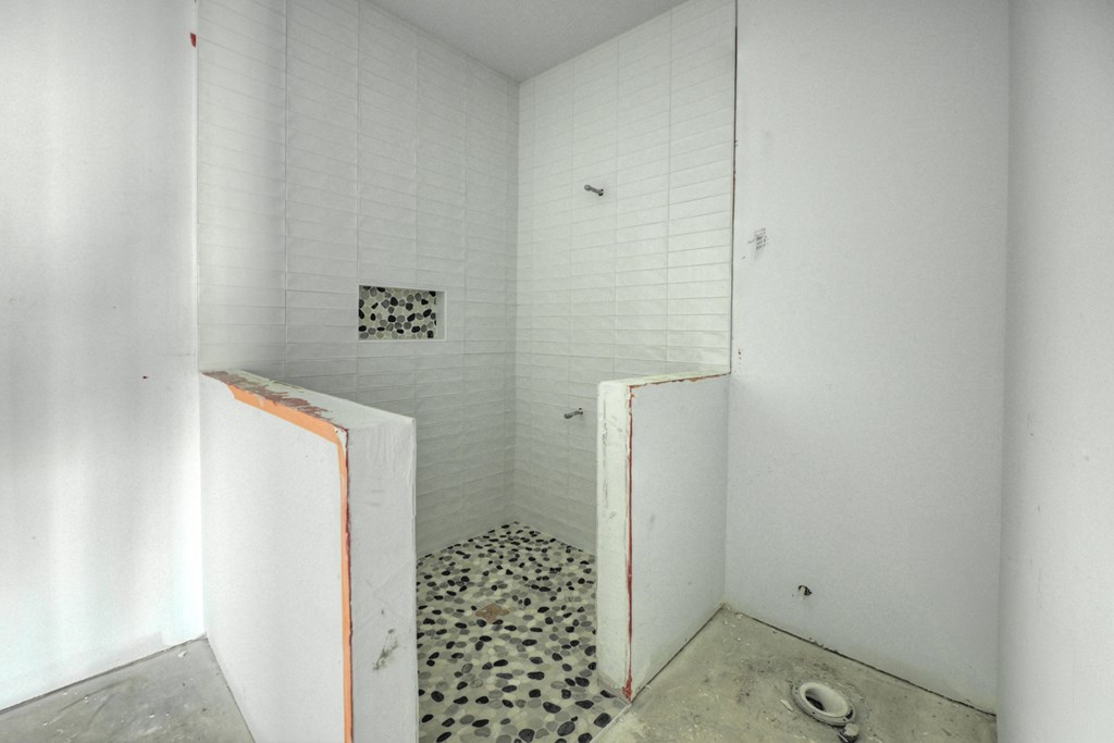 2 Grand Oaks S/d Morganton, GA 30560 - Photo 27 of 30 a bathroom with a shower