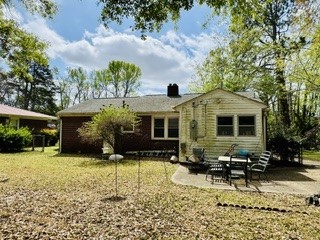 212 Beauregard Avenue Anderson, SC 29621 - Photo 3 of 5 The home’s exterior offers a private backyard perfect for outdoor living.