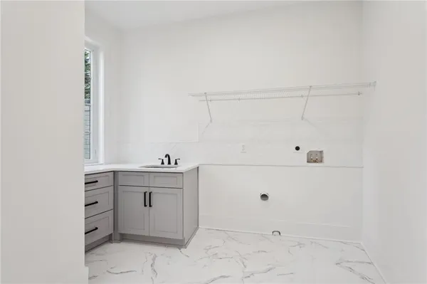 $8,500 | 120 Thome Drive, Alpharetta, GA 30022