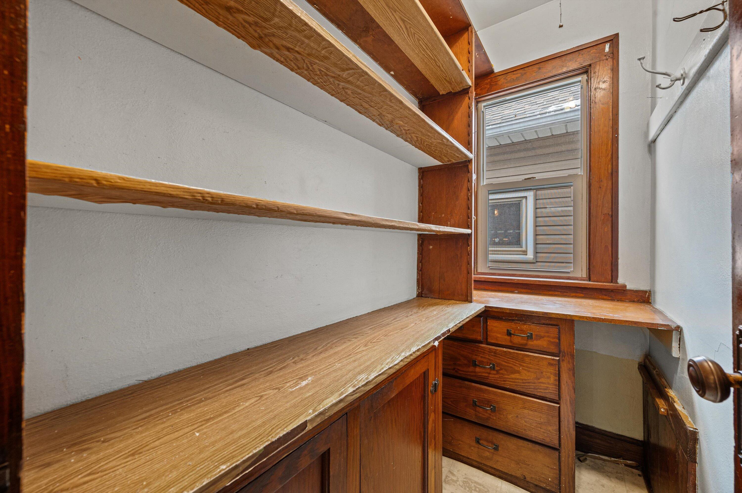 3141 South 15th Street Milwaukee, WI 53215 - Photo 14 of 18 12-DSC8597