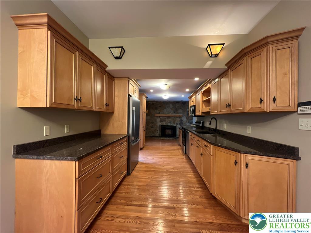 2239 Yost Road Bath, PA 18014 - Photo 14 of 35