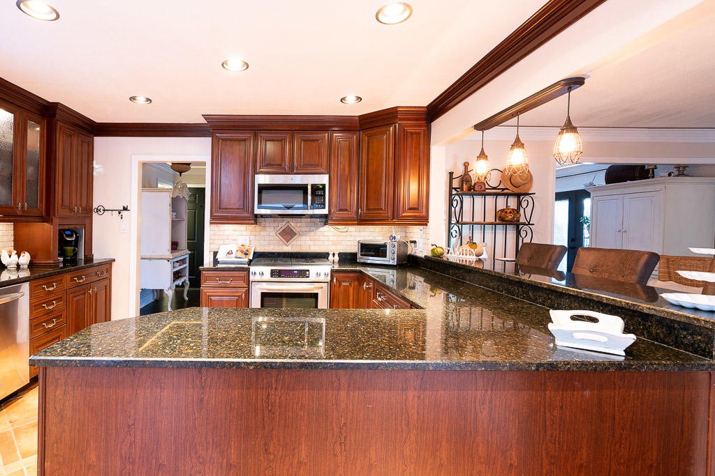 2218 Robinson Road Knoxville, TN 37923 - Photo 12 of 38 Gallery Image 12