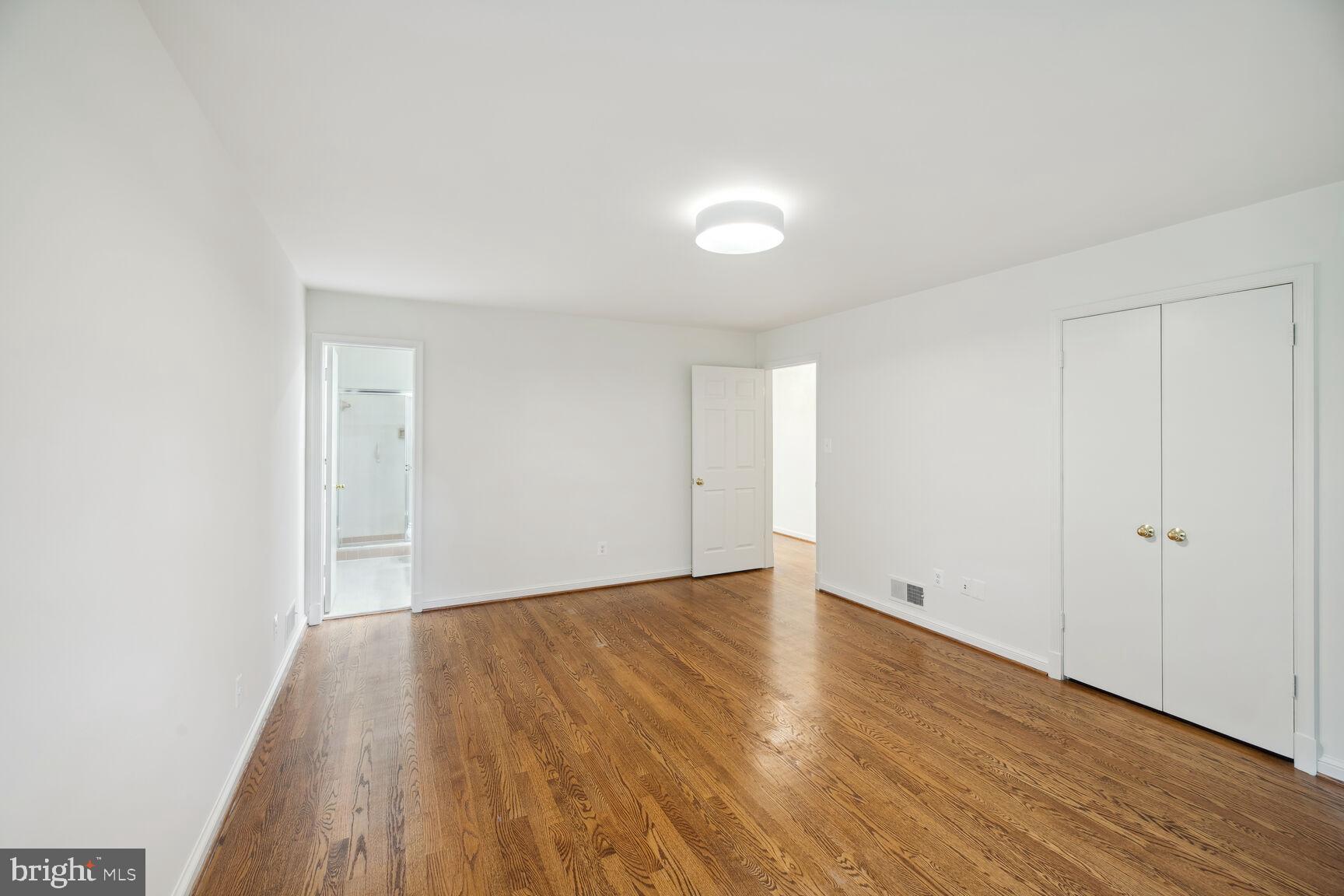 6313 Stoneham Lane McLean, VA 22101 - Photo 18 of 37 Large primary bedroom with two closets