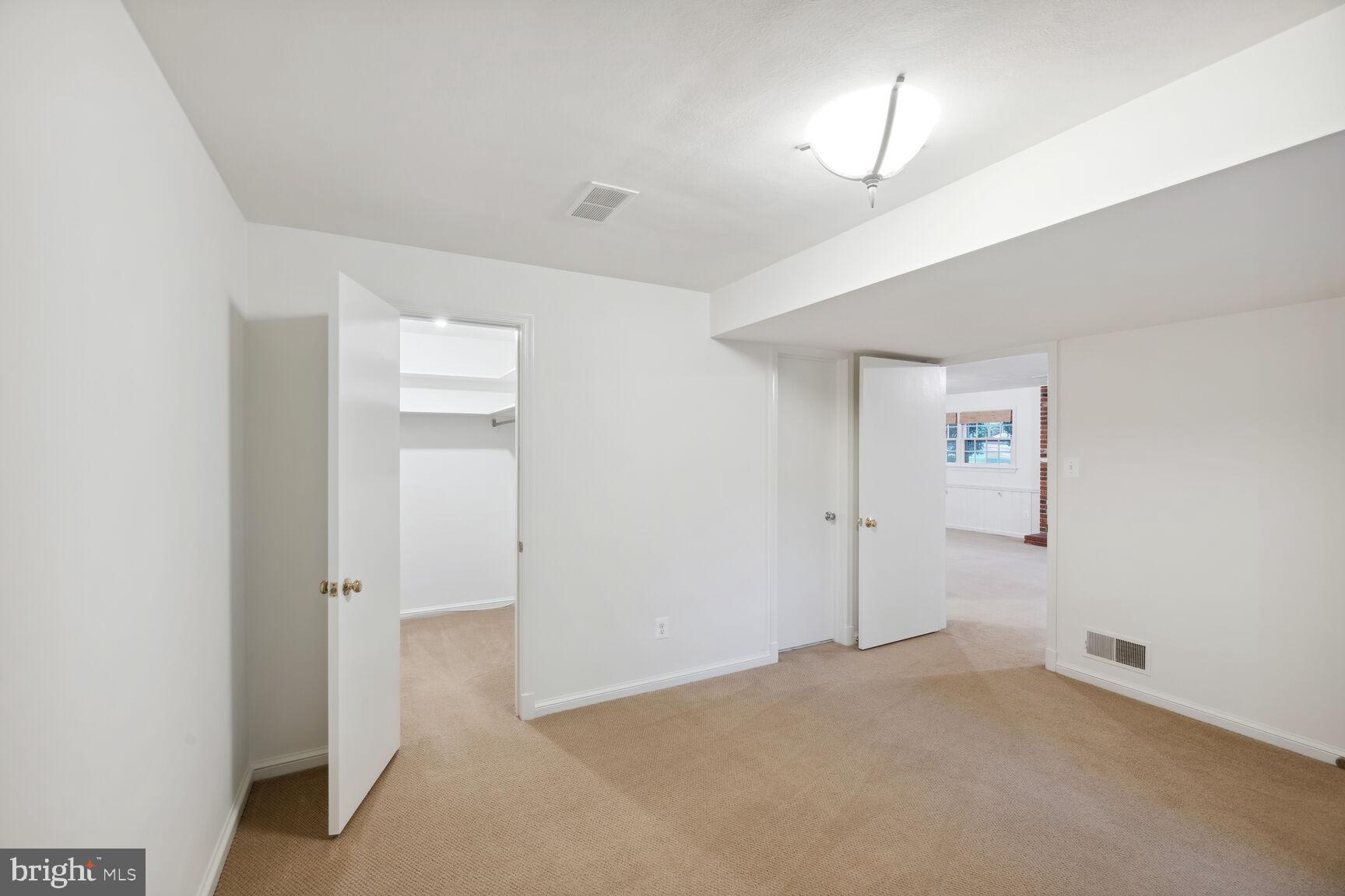 6313 Stoneham Lane McLean, VA 22101 - Photo 29 of 37 Fourth bedroom on lower level with walk in closet