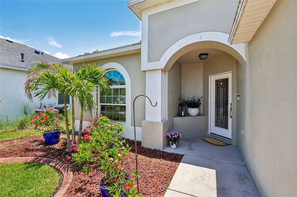 1628 Crossvine Court Trinity, FL 34655 - Photo 5 of 58