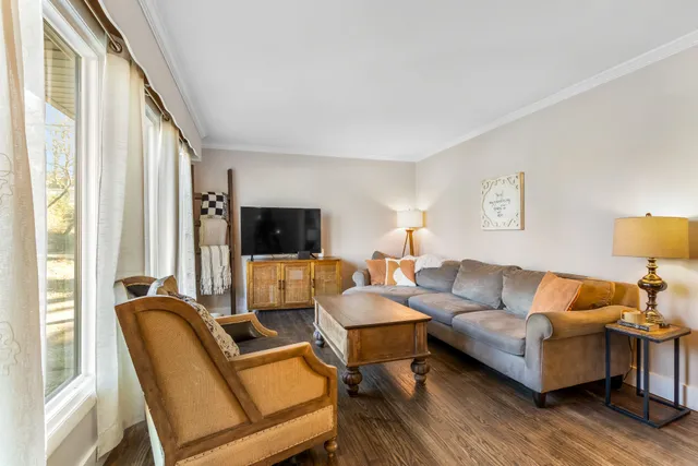 $390,000 | 403 Bonnawood Drive, Hermitage, TN 37076