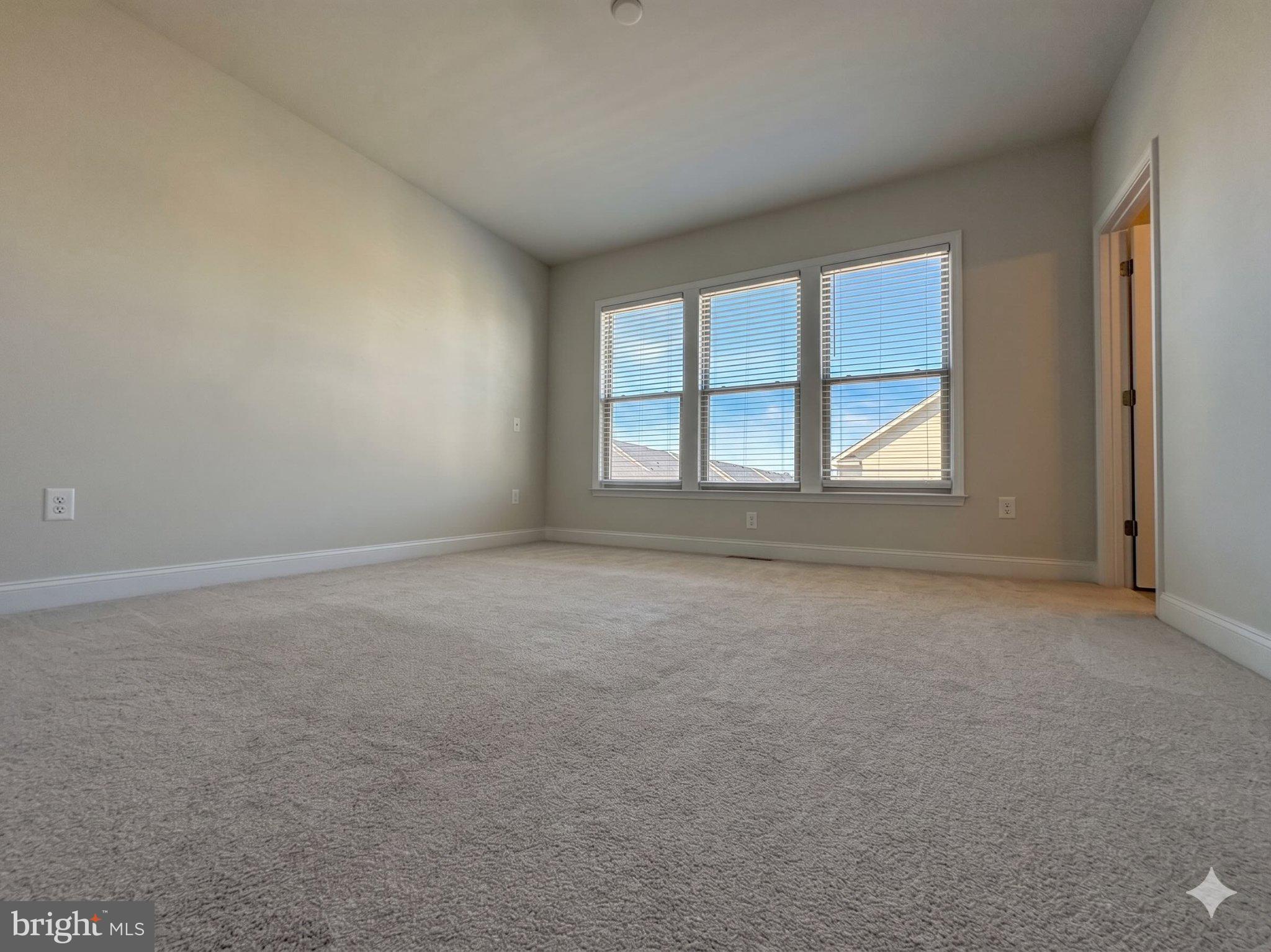 17109 Branched Oak Road Dumfries, VA 22026 - Photo 12 of 24 Bright and airy open space awaits.
