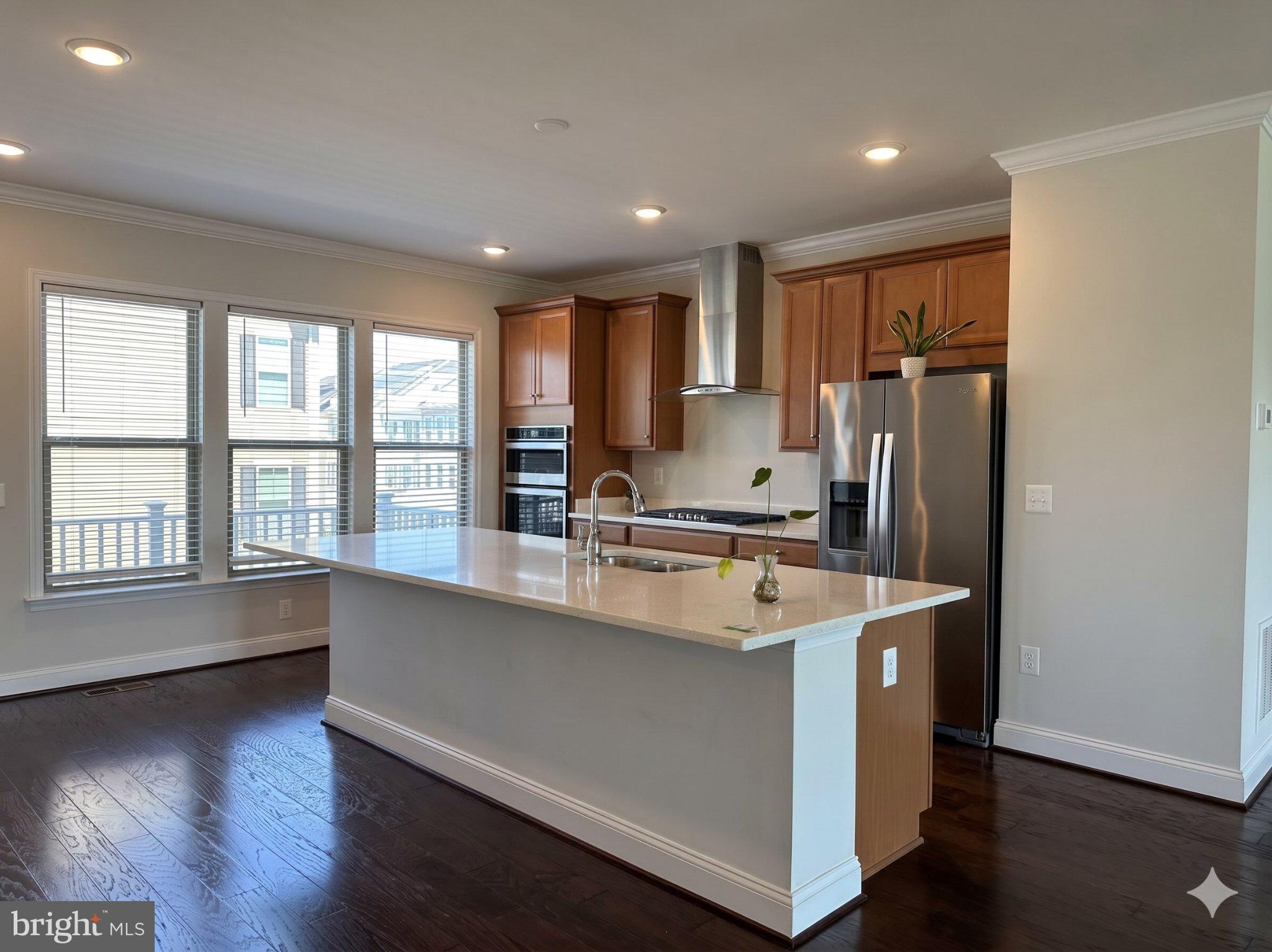17109 Branched Oak Road Dumfries, VA 22026 - Photo 7 of 24 Bright and modern kitchen oasis.