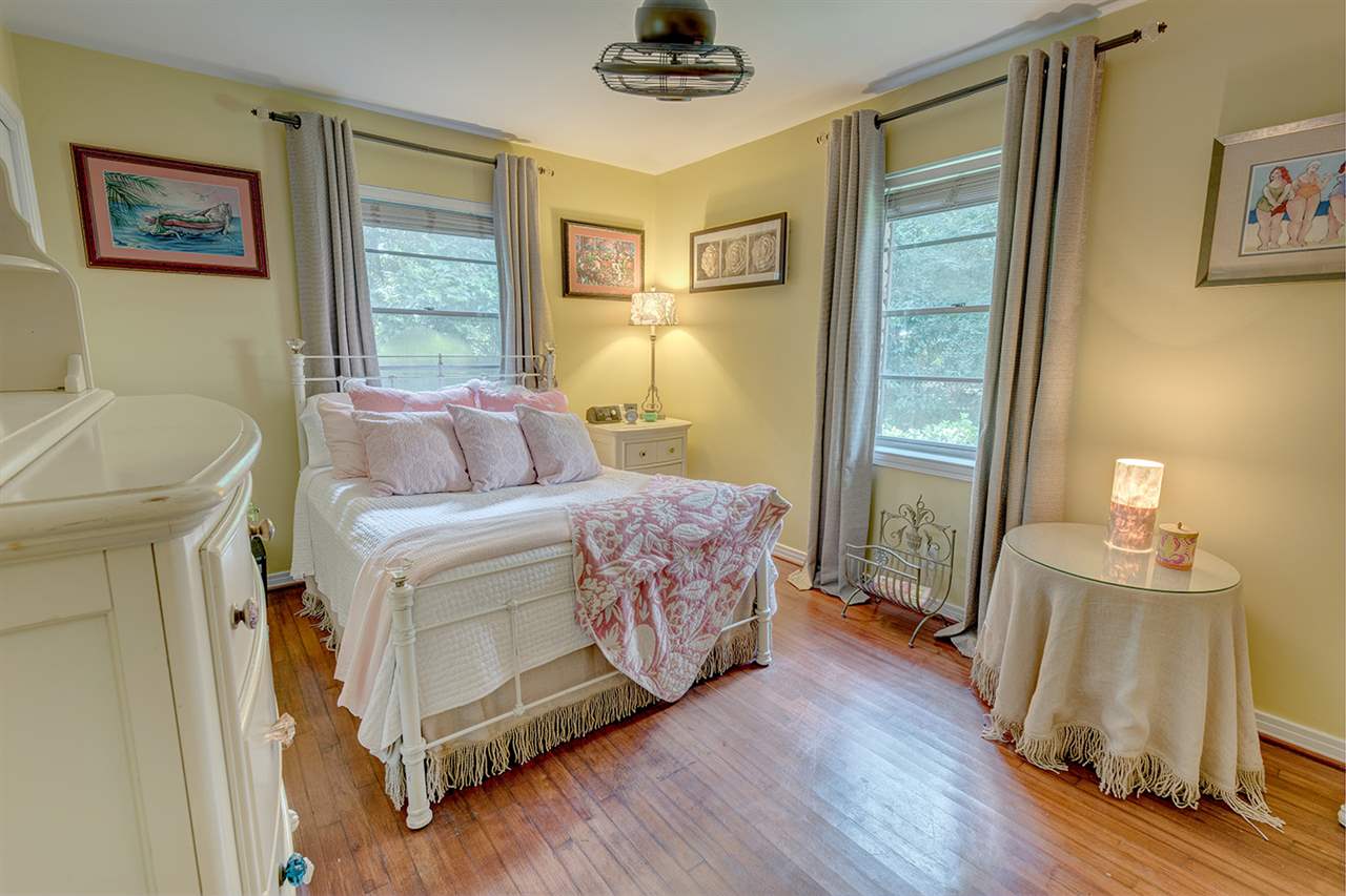 563 Bellangee Street Fairhope, AL 36532 - Photo 16 of 24