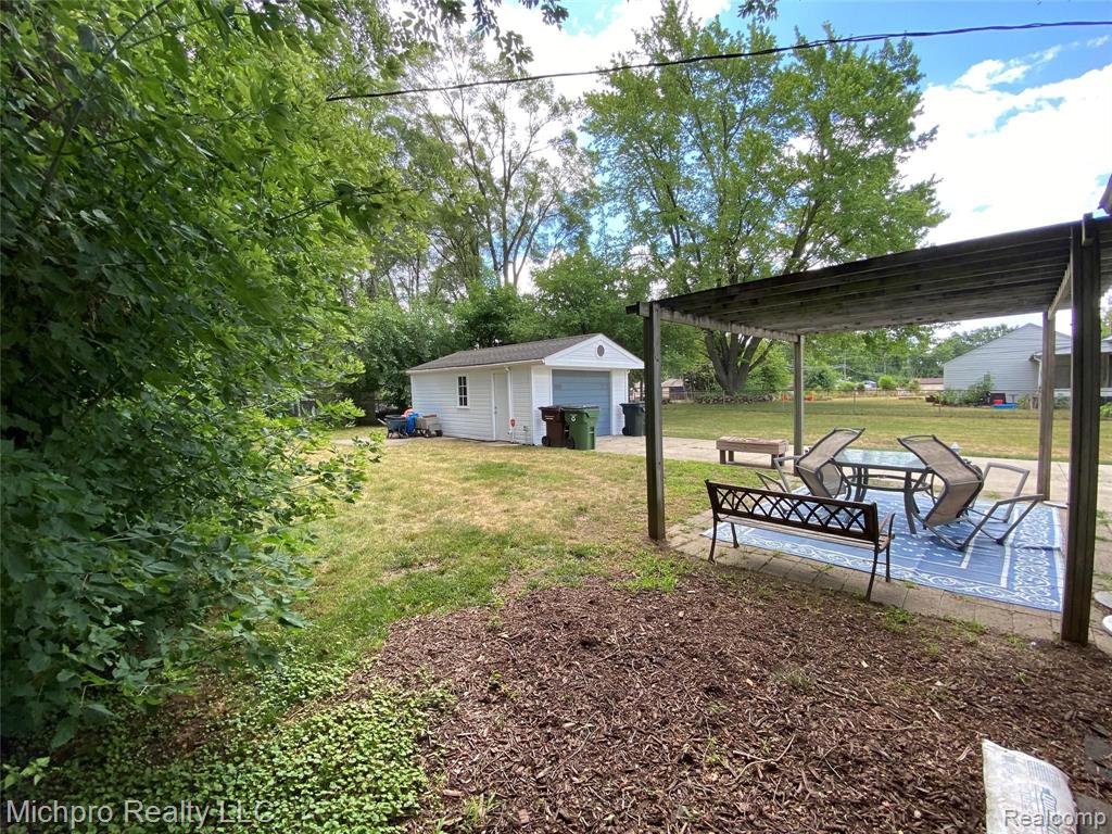 47474 Ryan Road Utica, MI 48317 - Photo 11 of 27