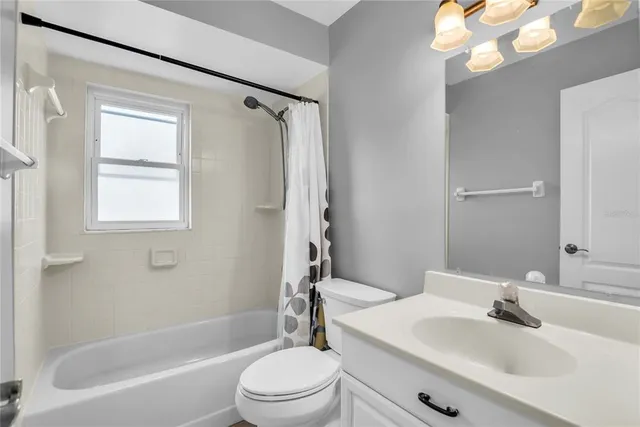 $2,600 | 641 Glenview Drive, Winter Garden, FL 34787