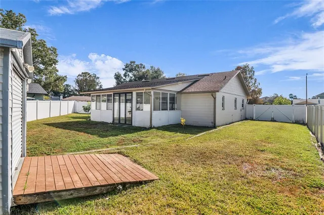 $2,600 | 641 Glenview Drive, Winter Garden, FL 34787