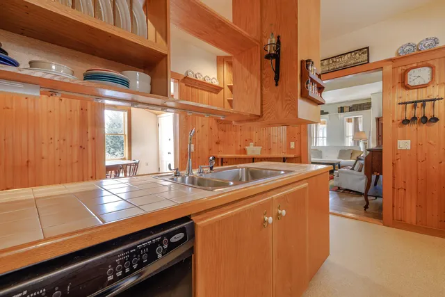 $1,490,000 | 6 Sea Street, Northeast Harbor, ME 04662