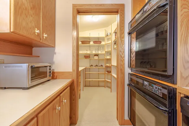 $1,490,000 | 6 Sea Street, Northeast Harbor, ME 04662