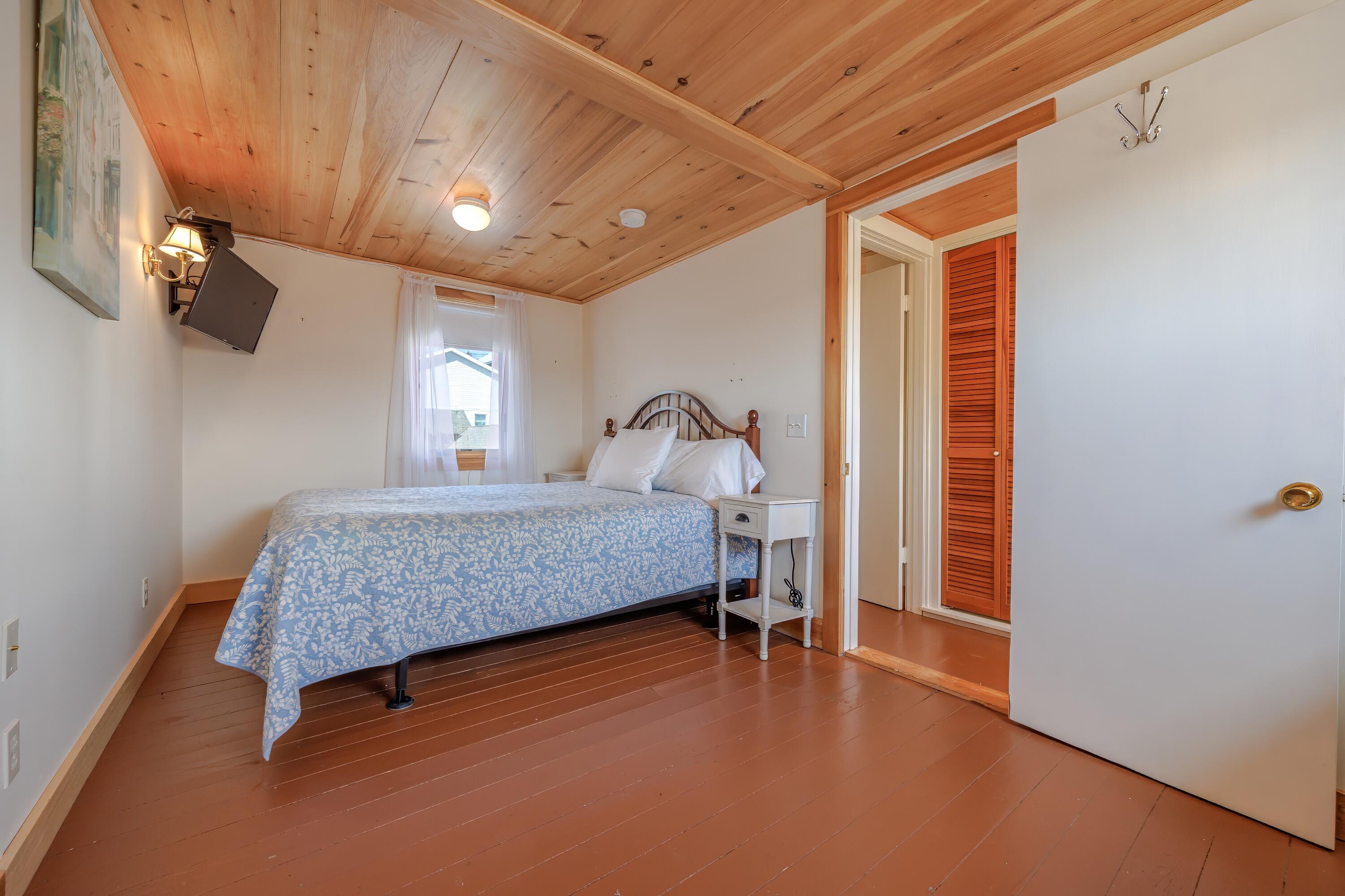 6 Sea Street Mount Desert, ME 04662 - Photo 43 of 100 2nd floor bedroom guest suite