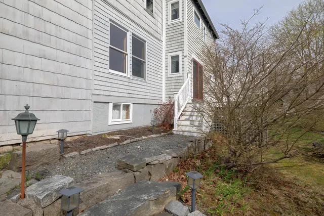 $1,490,000 | 6 Sea Street, Northeast Harbor, ME 04662