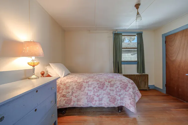 $1,490,000 | 6 Sea Street, Northeast Harbor, ME 04662