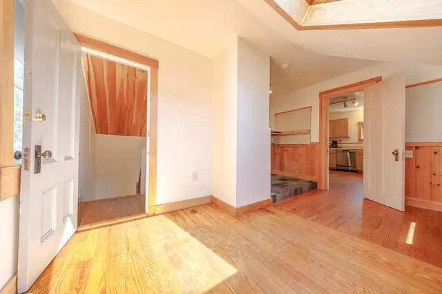 $1,490,000 | 6 Sea Street, Northeast Harbor, ME 04662