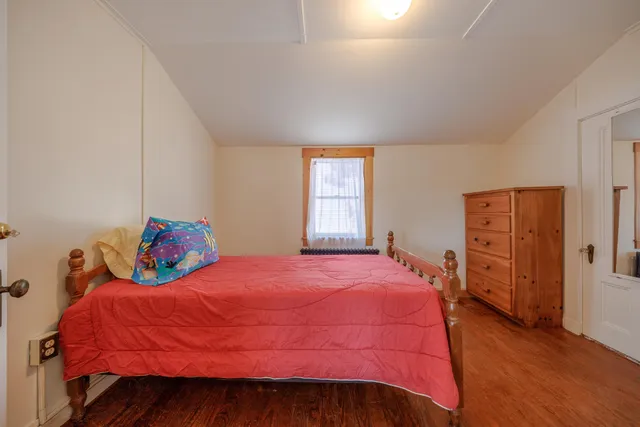 $1,490,000 | 6 Sea Street, Northeast Harbor, ME 04662