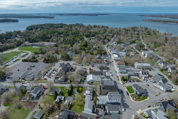 $1,490,000 | 6 Sea Street, Mount Desert, ME 04662