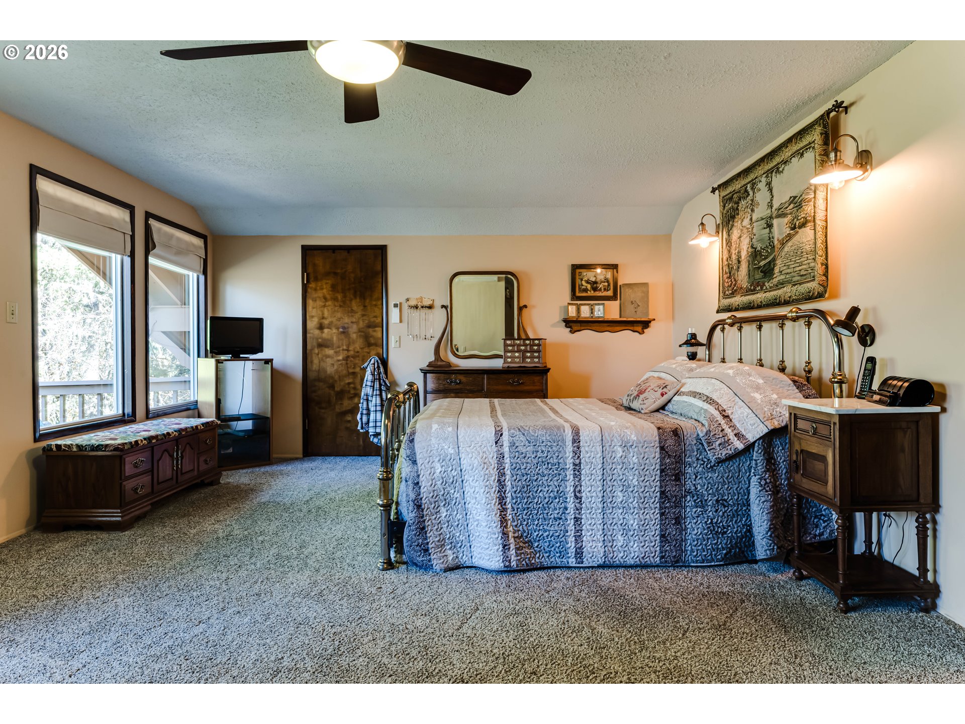 26408 Crow Road Eugene, OR 97402 - Photo 11 of 28 Bedroom, Primary