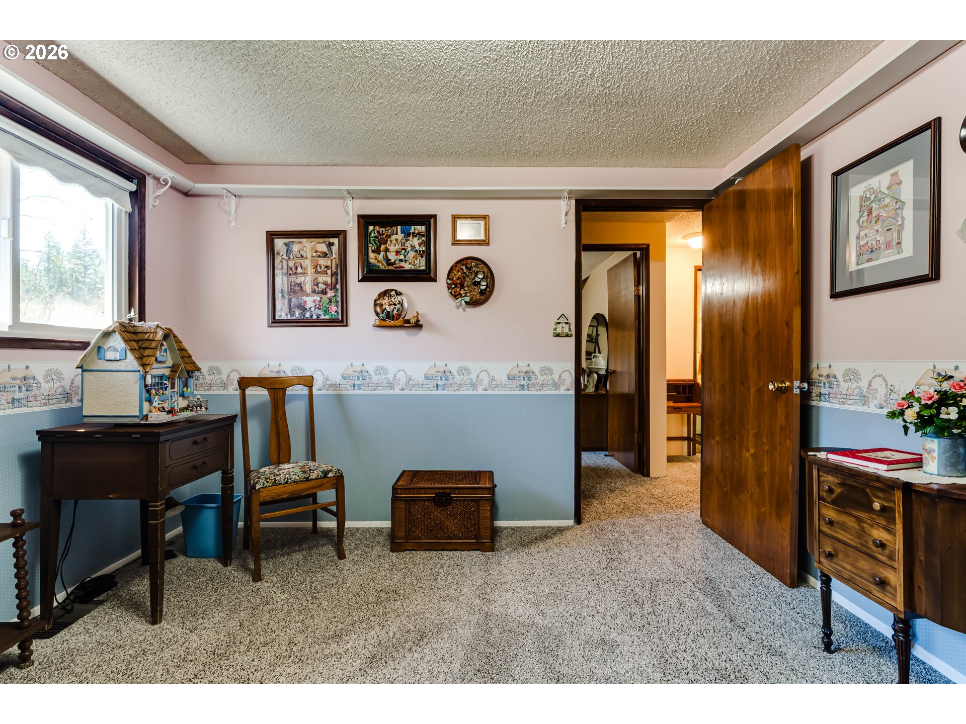 26408 Crow Road Eugene, OR 97402 - Photo 15 of 28 Bedroom