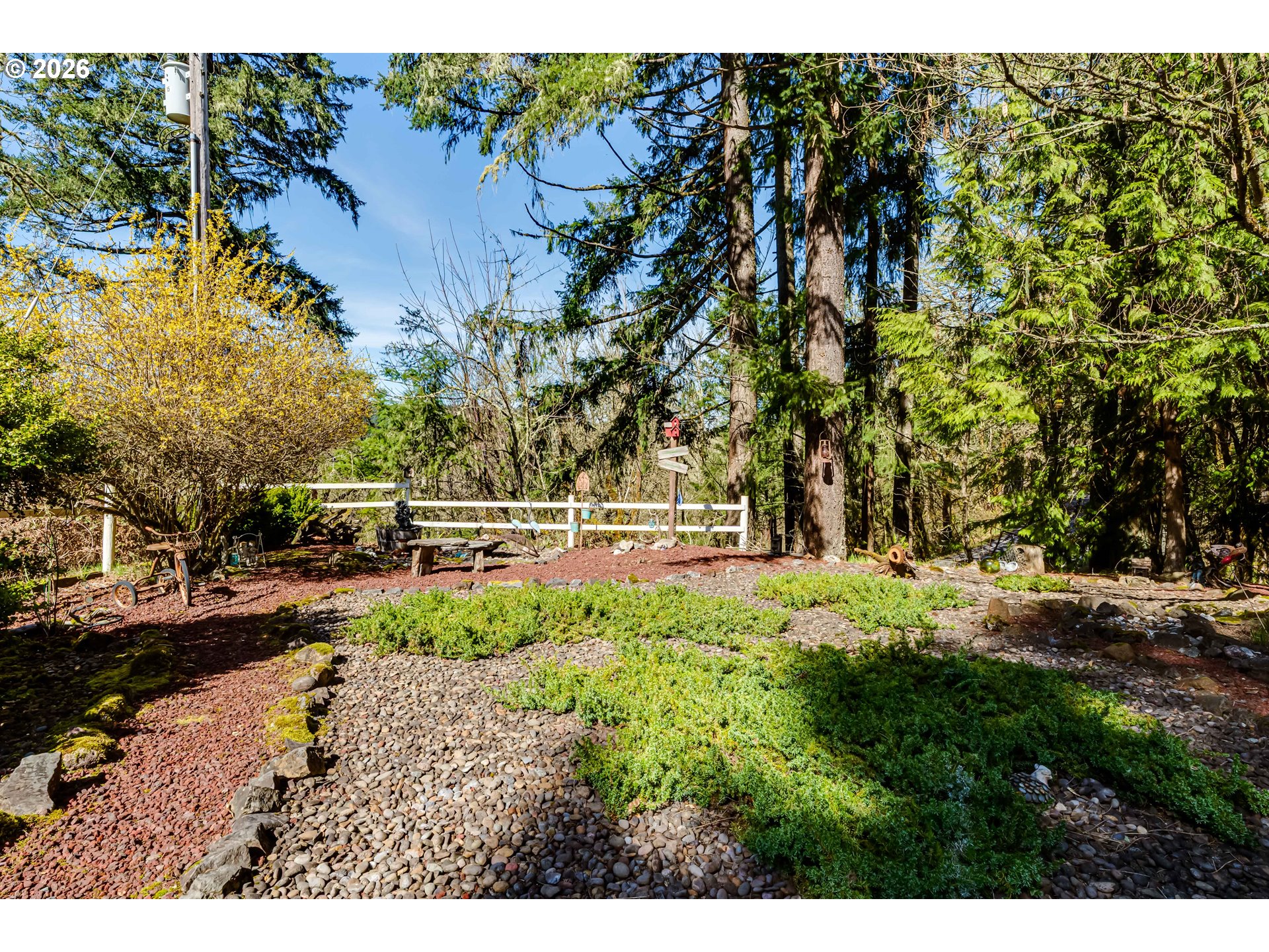 26408 Crow Road Eugene, OR 97402 - Photo 27 of 28 Yard