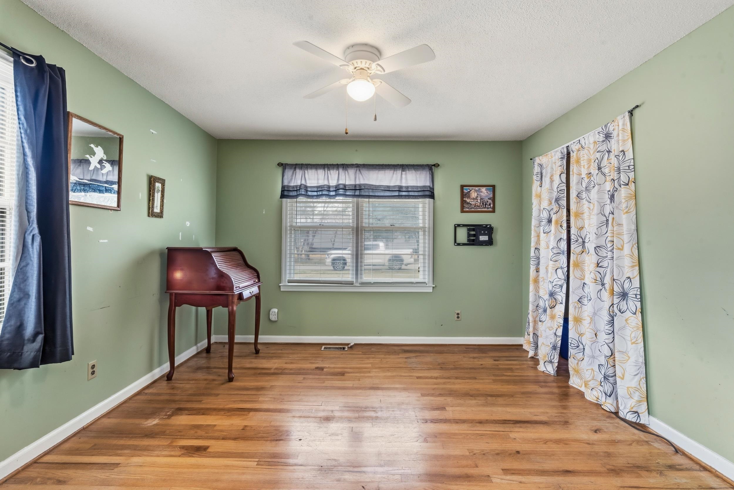 902 Rosewood Street Mullins, SC 29574 - Photo 11 of 29