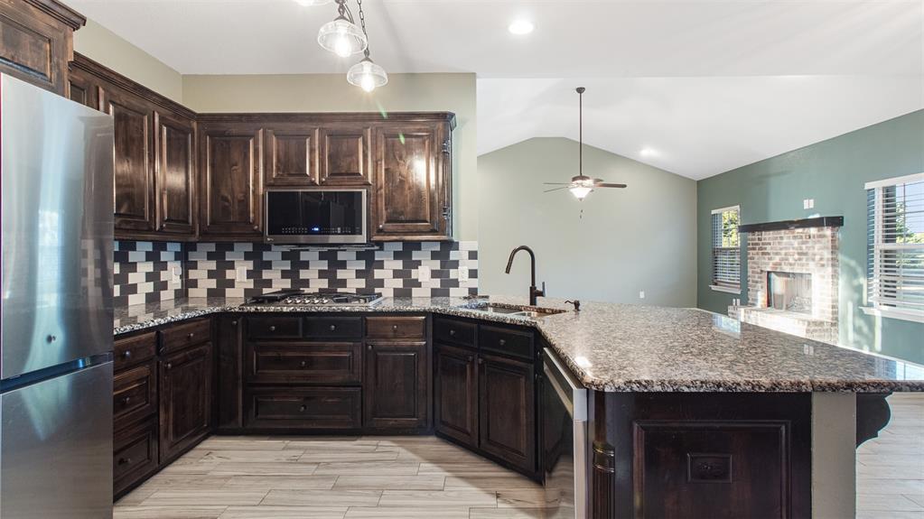 6729 Southpoint Drive Princeton, TX 75407 - Photo 16 of 37