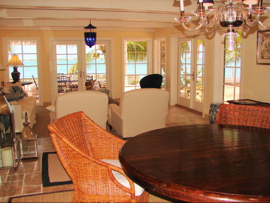 717 La Fitte Road Summerland Key, FL 33042 - Photo 24 of 37 Living dining area