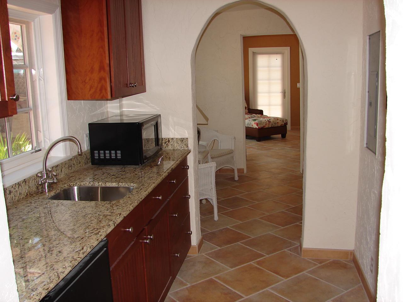 717 La Fitte Road Summerland Key, FL 33042 - Photo 33 of 37 Guest area wet bar 1