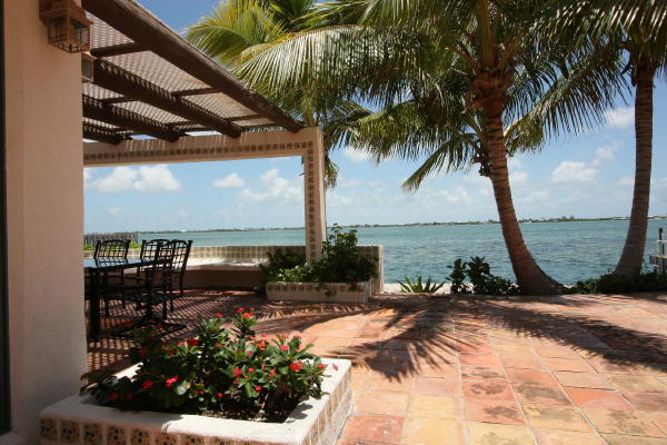 717 La Fitte Road Summerland Key, FL 33042 - Photo 9 of 37 Waterfront patio