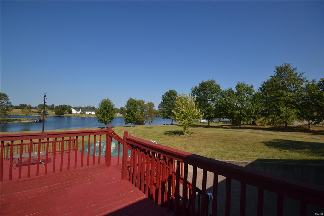 6033 Lakeside Drive Waterloo, IL 62298 - Photo 16 of 42 Gallery Image 16