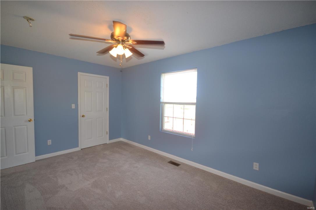 6033 Lakeside Drive Waterloo, IL 62298 - Photo 23 of 42 Gallery Image 23