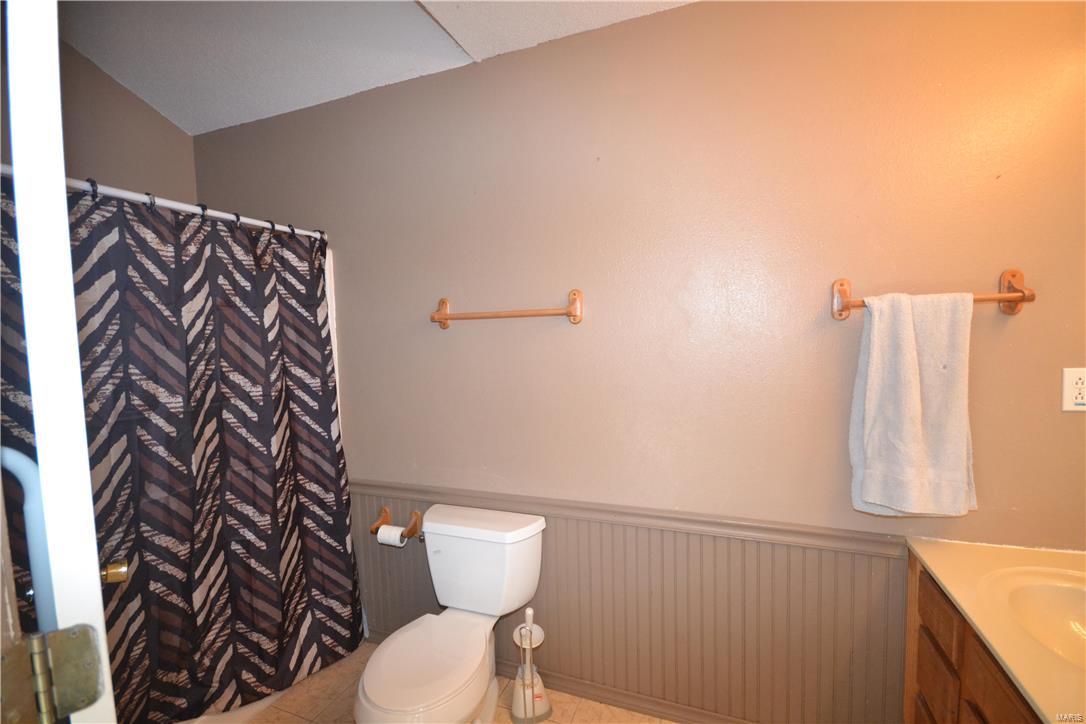 6033 Lakeside Drive Waterloo, IL 62298 - Photo 30 of 42 Gallery Image 30
