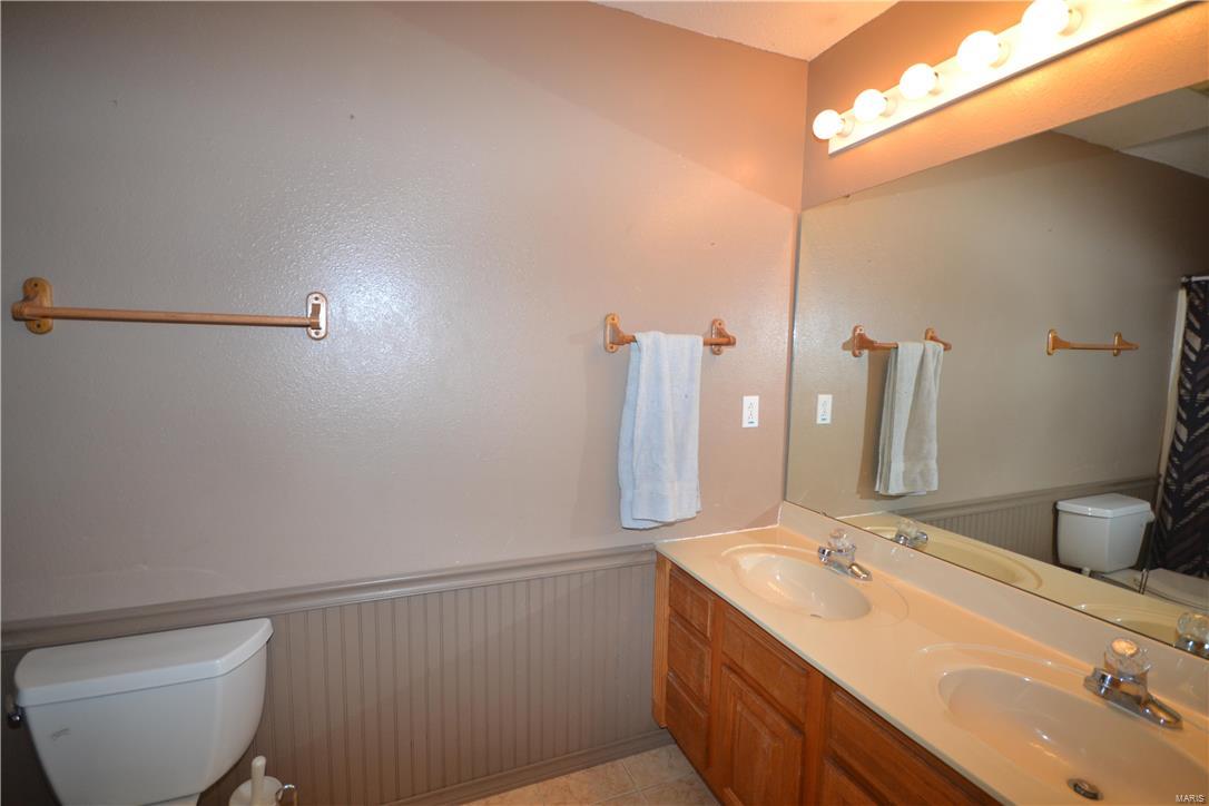 6033 Lakeside Drive Waterloo, IL 62298 - Photo 31 of 42 Gallery Image 31