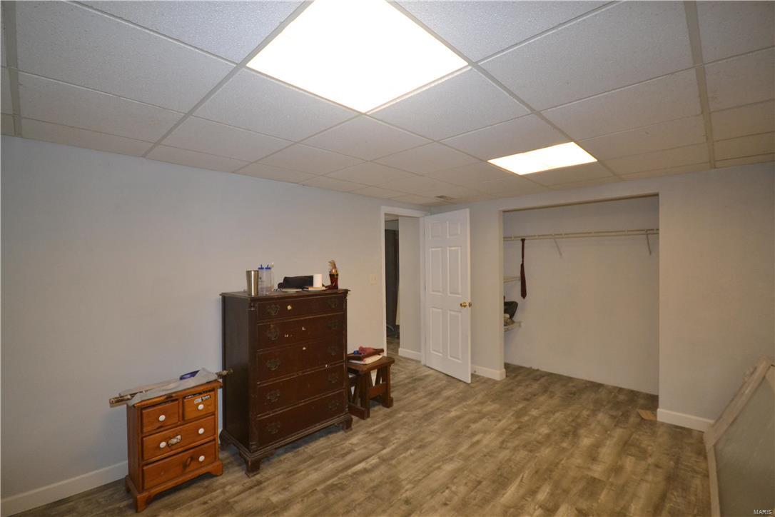 6033 Lakeside Drive Waterloo, IL 62298 - Photo 33 of 42 Gallery Image 33