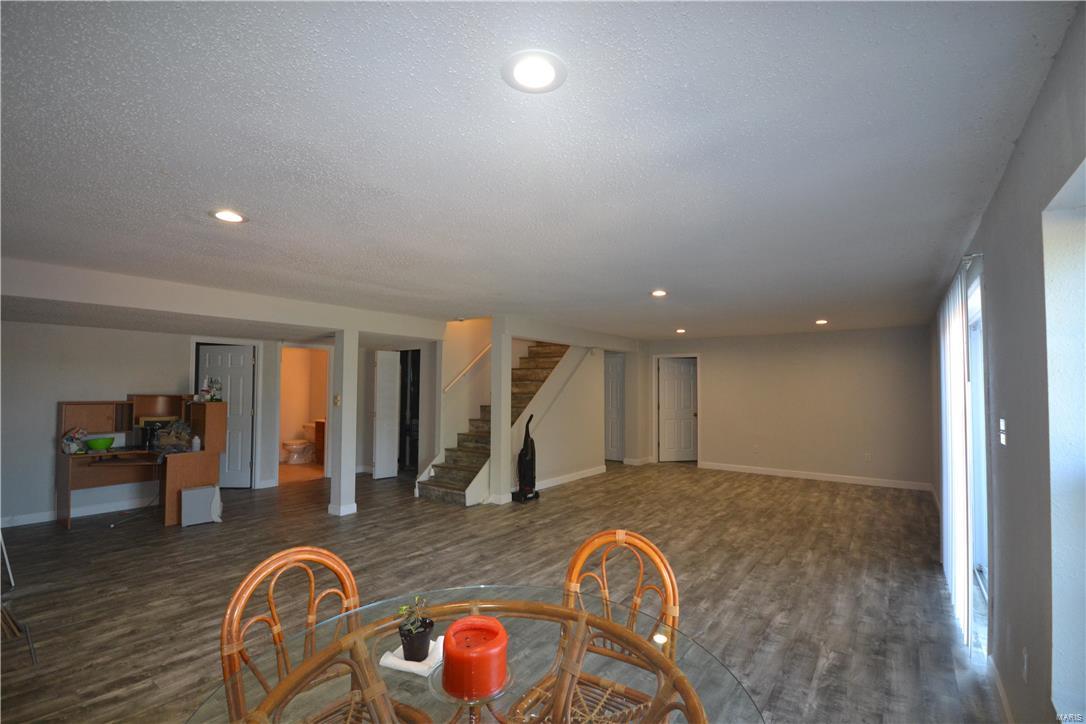 6033 Lakeside Drive Waterloo, IL 62298 - Photo 35 of 42 Gallery Image 35