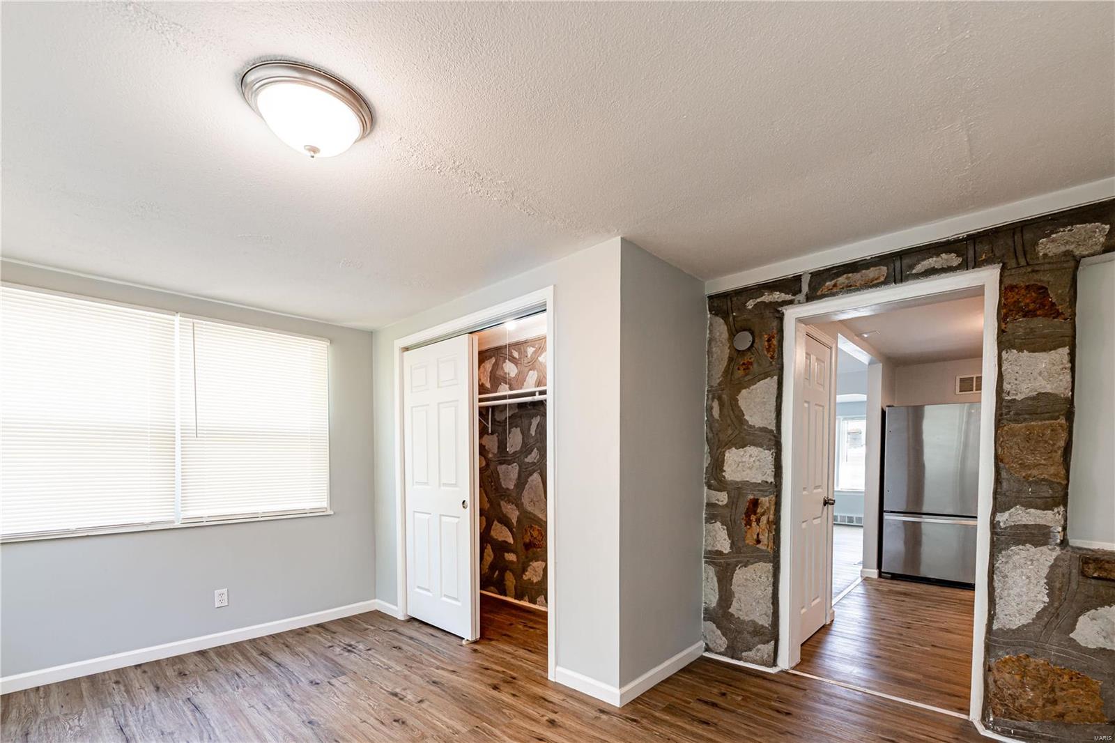 8133 Titus Road St. Louis, MO 63114 - Photo 8 of 18 Gallery Image 8
