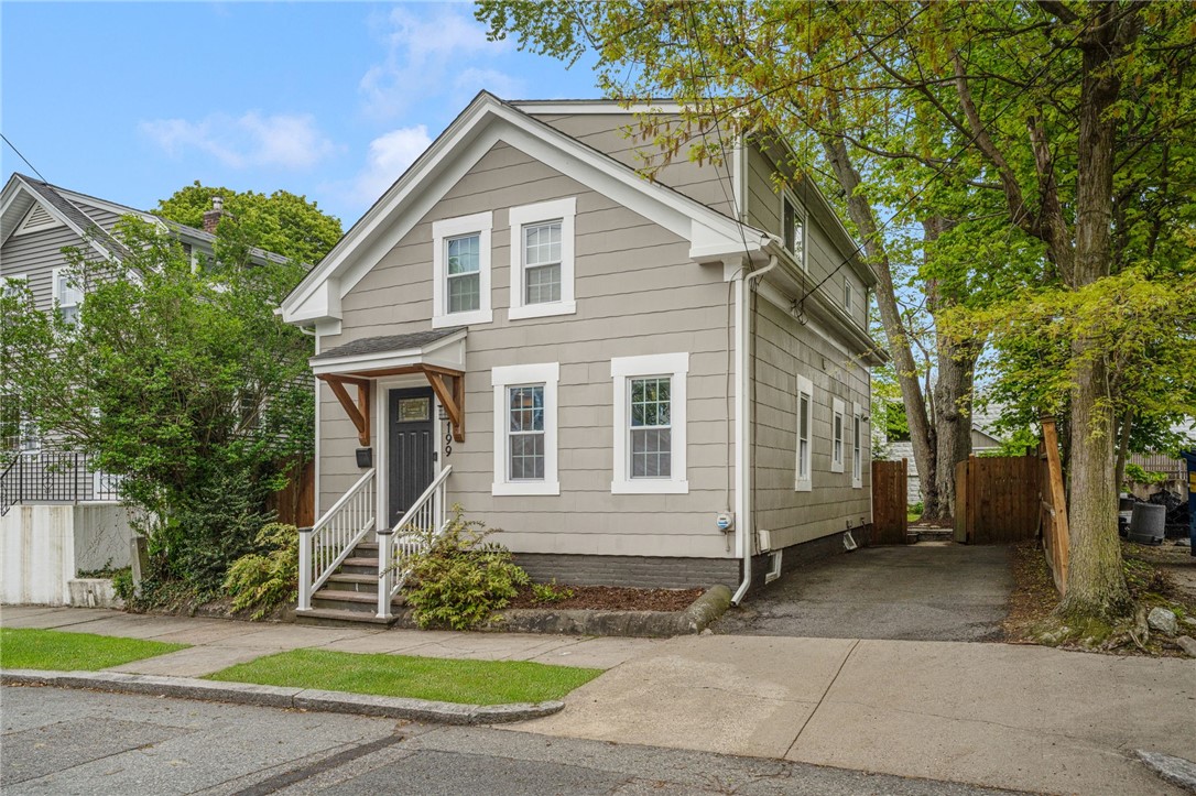 199 5th Street Providence, RI 02906 - Photo 33 of 36