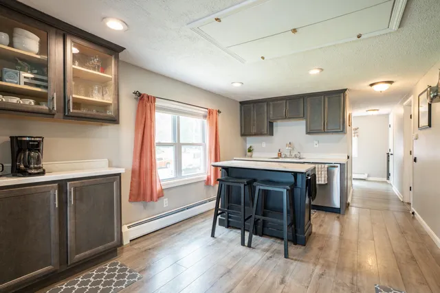 $550,000 | 15 Maple Street, Kingston, NH 03848